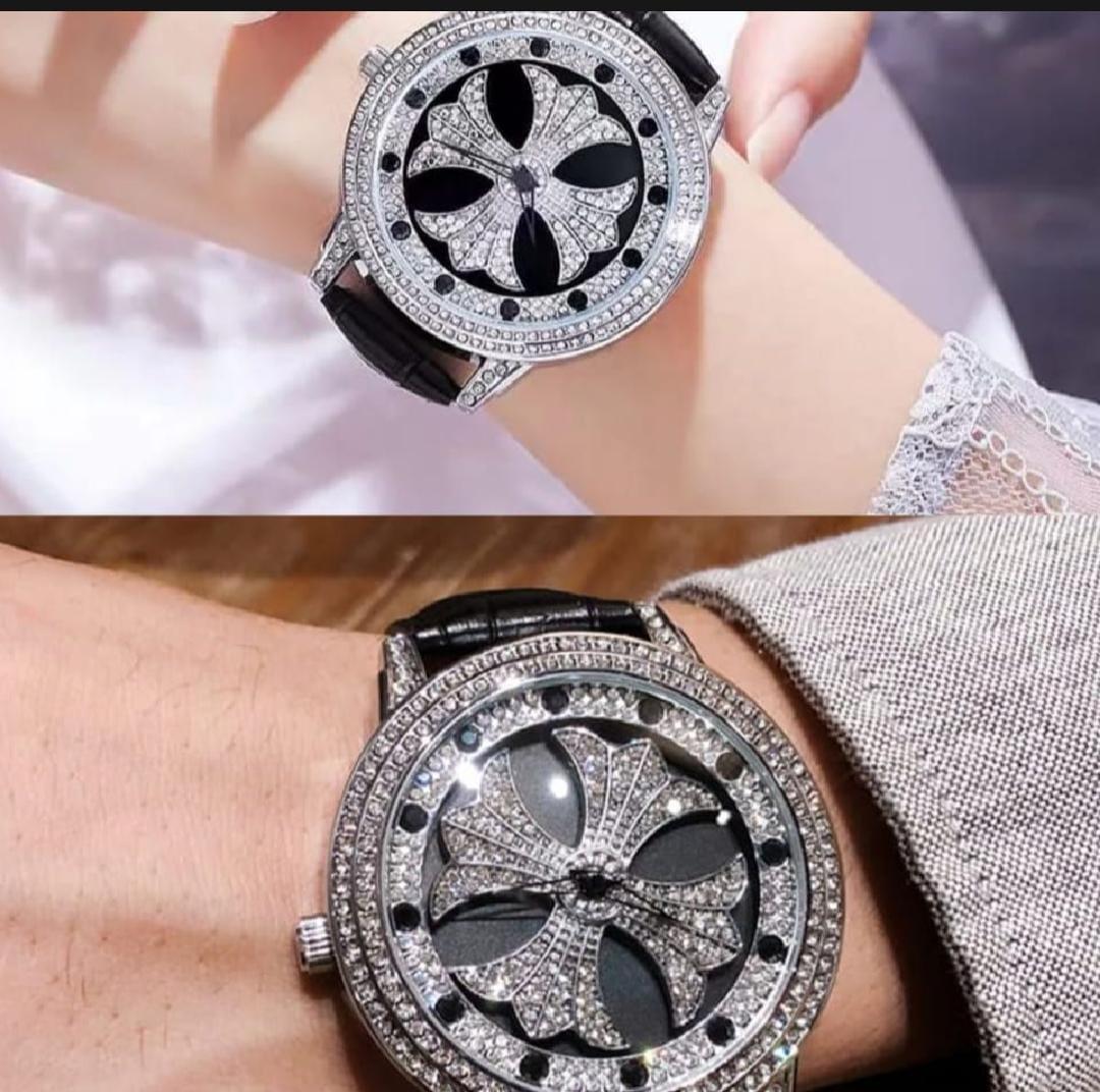 Stylish Women's Quartz Bracelet Watch - Water Resistant, 1 Pc