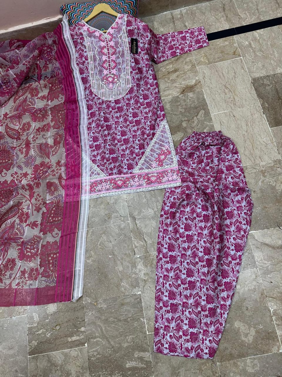 3 Pcs Women's Stitched Lawn Sequins Embroidered Suit